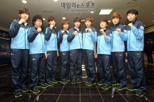 Falcons 战胜 GamerLegion 在 BLAST Premier Fall Groups 2024