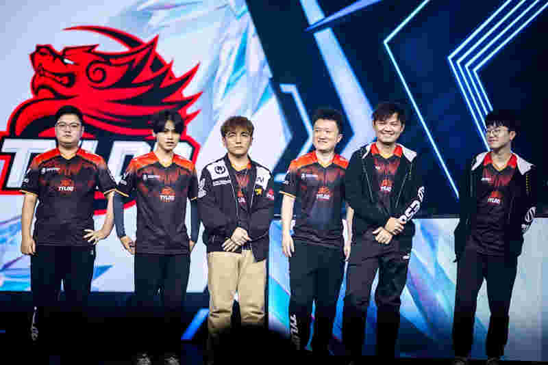 Riot Games 发布 VALORANT 五周年纪念商品